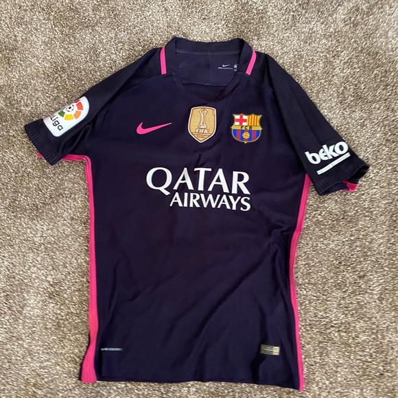 barcelona alternate jersey